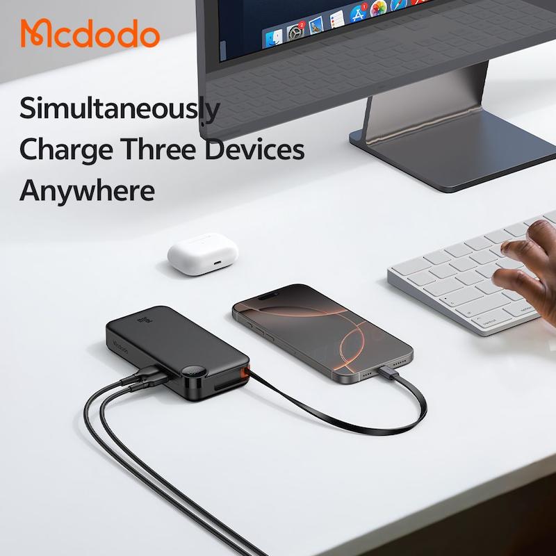 پاوربانک 30 وات ظرفیت 10000 مک دودو مدل MCDODO MC-3870 بهمراه کابل شارژ با گارانتی