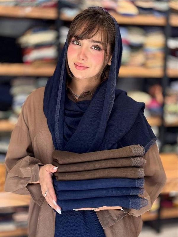 شال زنانه پلیسه دور گیپور