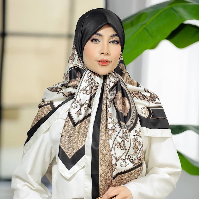 روسری زنانه ابریشم توییل قواره 130