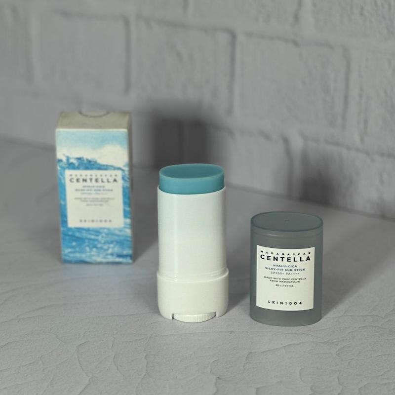 ضد آفتاب🌞 ۲۰ گرمی استیکی سنتلا +centella SPF50