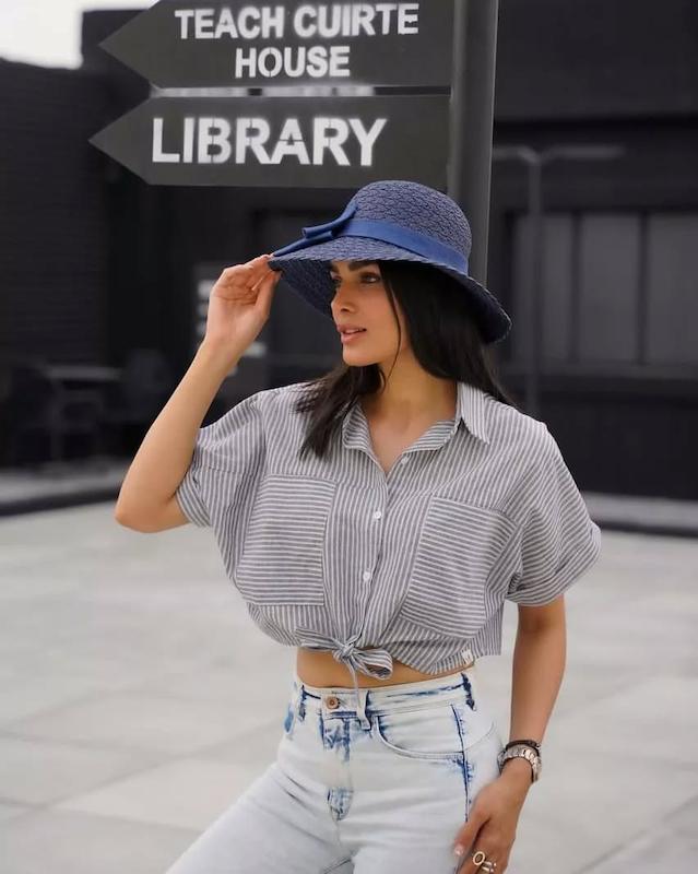 کراپ شومیز راه راه گره ای