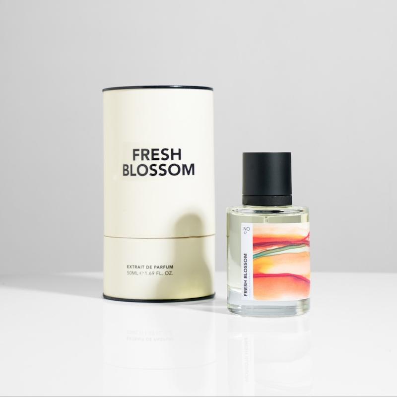 عطر فرش بلاسم