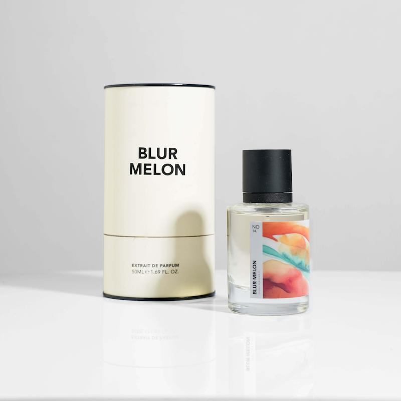 عطر بلور ملون