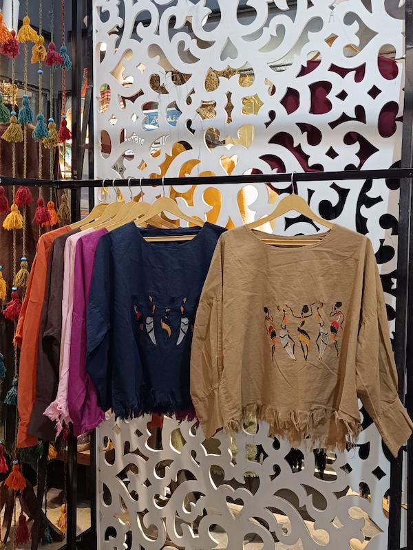شومیز طناز