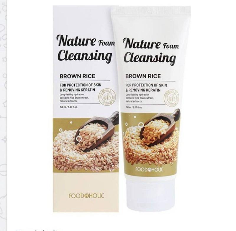 فوم شستشو روشن کننده برنج قهوه‌ای فوداهولیک (Foodaholic Brown Rice Brightening Cleansing Foam) حجم 150 میلی‌لیتر