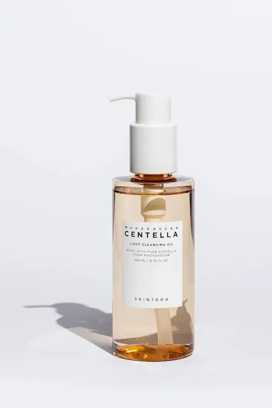 روغن پاک‌کننده سنتلا اسکین 1004 (SKIN1004 Madagascar Centella Light Cleansing Oil) حجم 210 میلی‌لیتر