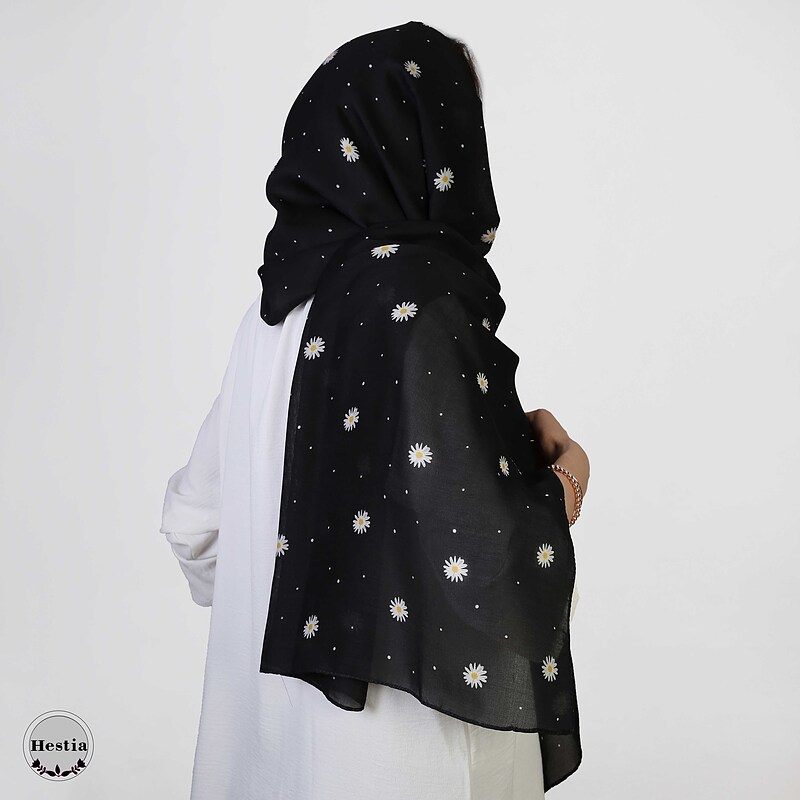 شال  بابونه با زمینه مشکی ( ایراد جزئی)