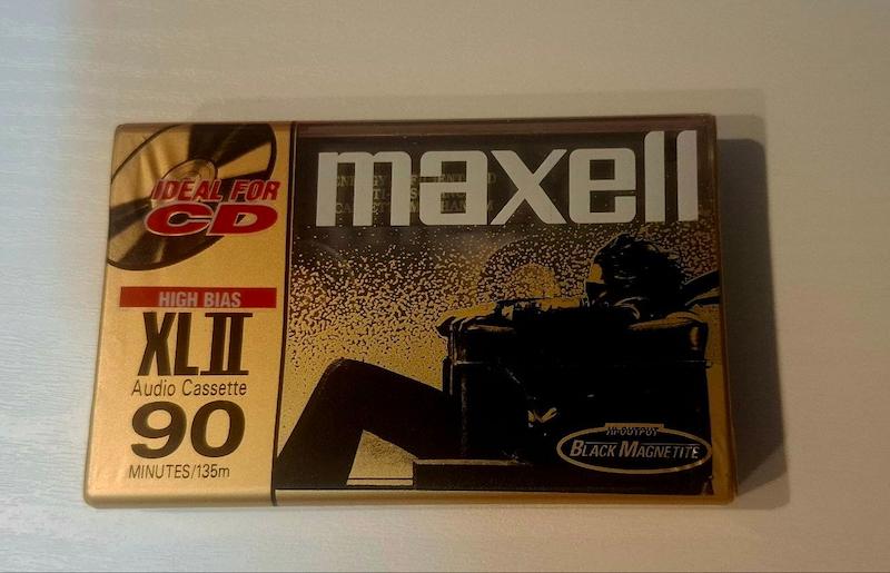  کاست خام کروم مکسل مبلی Maxell XLII 90
