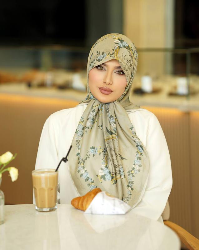 روسری حریرنخ وارداتی_ کرم
