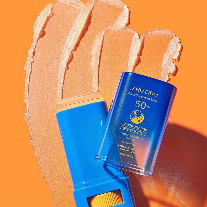 ضدافتاب استیکی شیسیدو 20میل اصل | +Shiseido SPF 50 بدون چربی و مقاوم در برابر آب: انتخابی ایده‌آل برای روزهای آفتابی