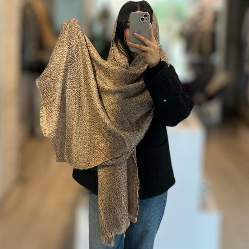 شال بوکله کرم