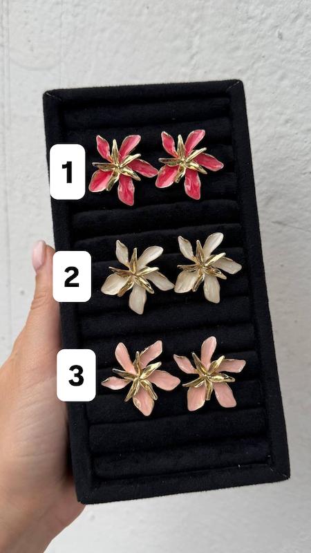 گوشواره میناکاری