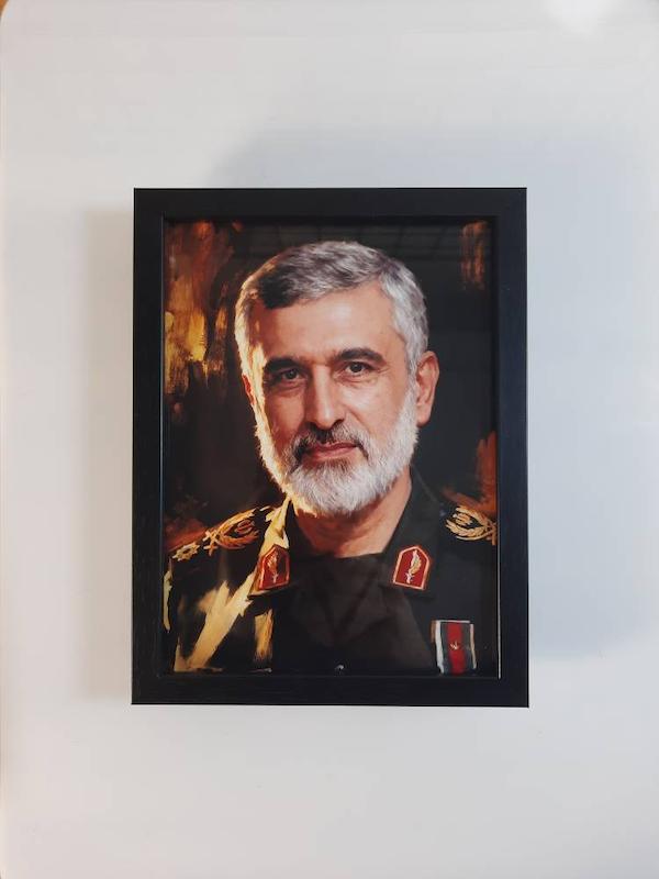 قاب عکس شهید حاجی زاده
