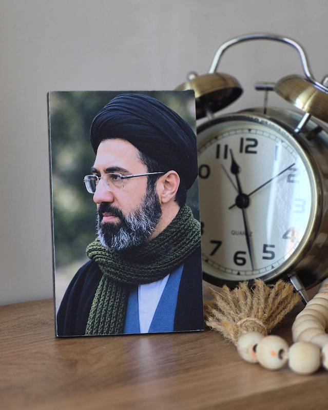 شاسی امام خامنه‌ای کد ۰۲