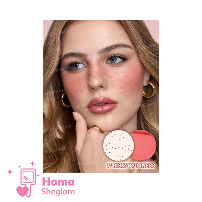 رژگونه مایع و قلم کک‌ومک شیگلم رنگ Riskey business  مدل  SHEGLAM Sunspell Freckle & Flush Pen