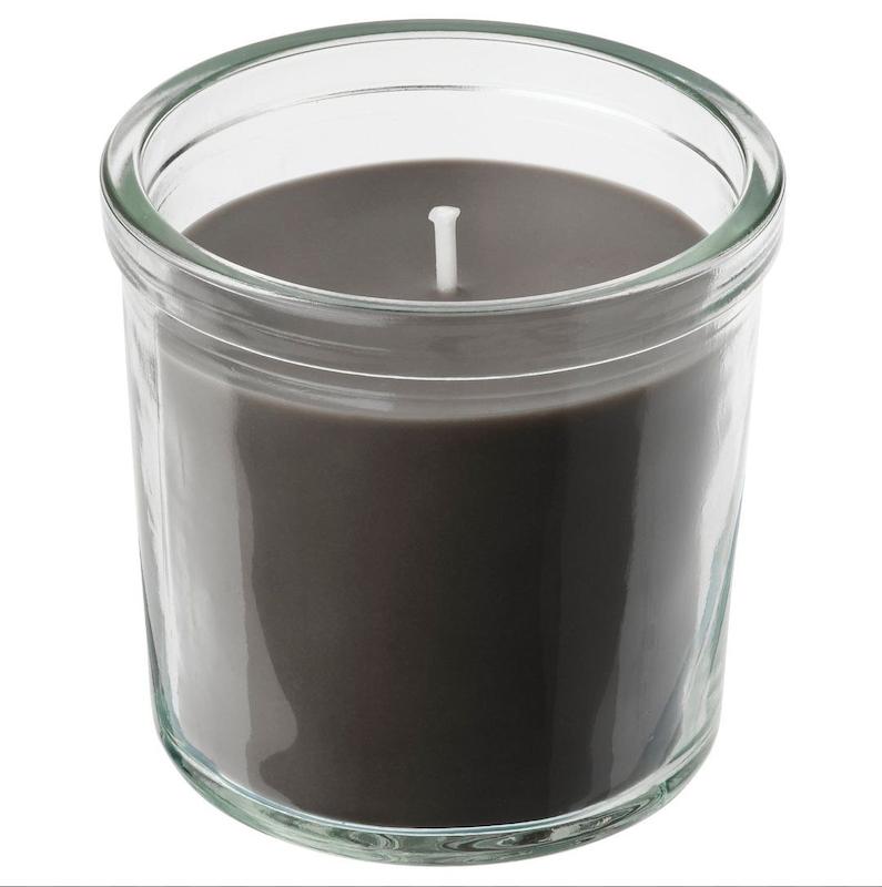 شمع معطر ایکیا ENSTAKA رایحه آتش (Bonfire)، شیشهای، ۲۰ ساعته، خاکستری