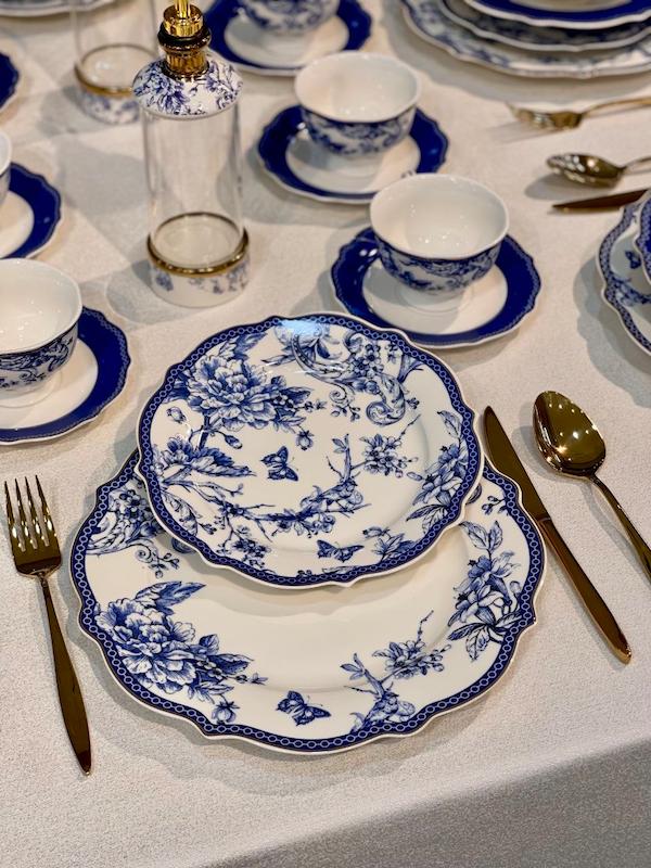 سرویس غذاخوری blue life محصول میس بتی