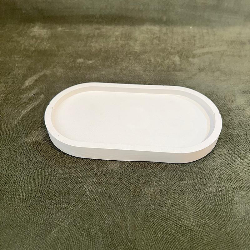 سینی بیضی لبه دار 18cm 