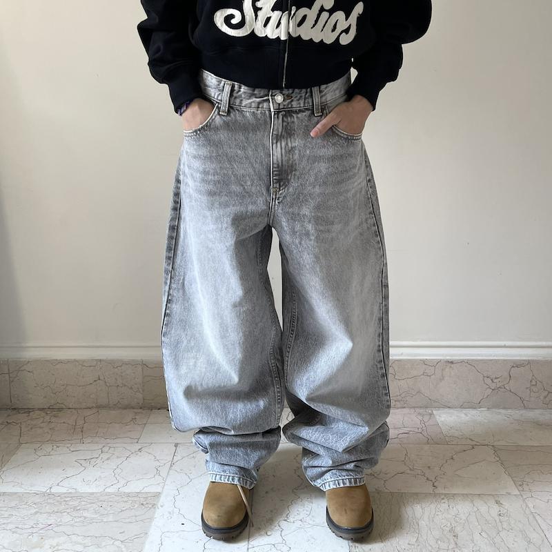 شلوارجينBERSHKA💡