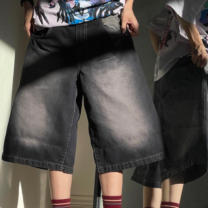 شلوارک جین سنگشورBERSHKA