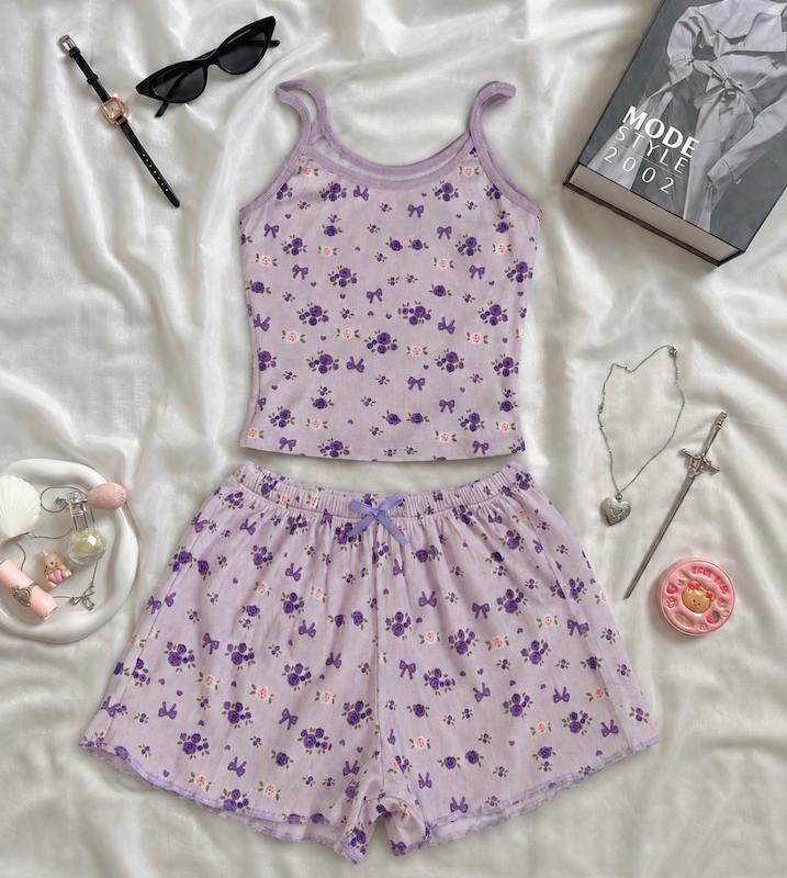 ست تاپ و شلوارک گل‌گلی🌸