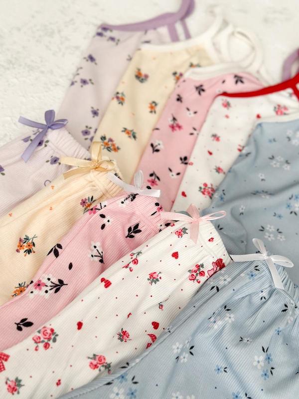 ست تاپ و شلوارک گل‌گلی🌸