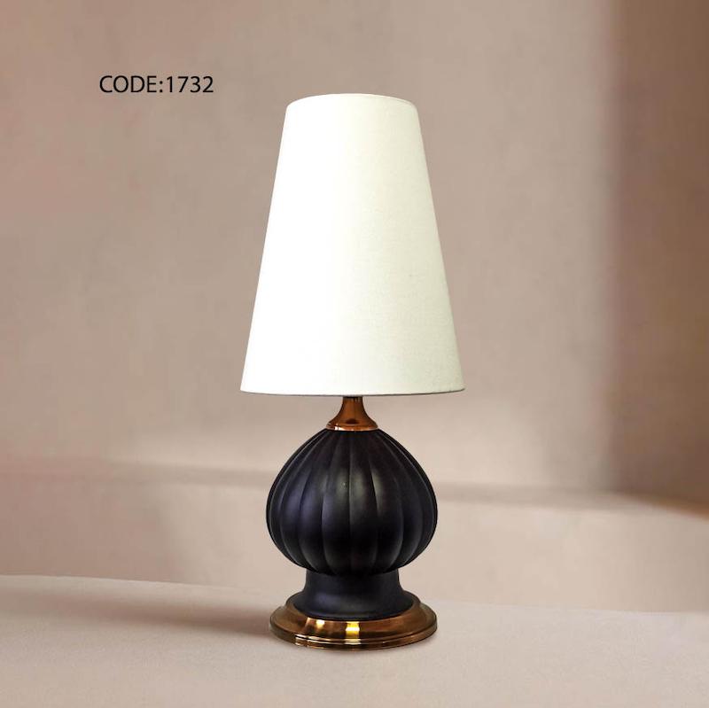 آباژور رومیزی1732