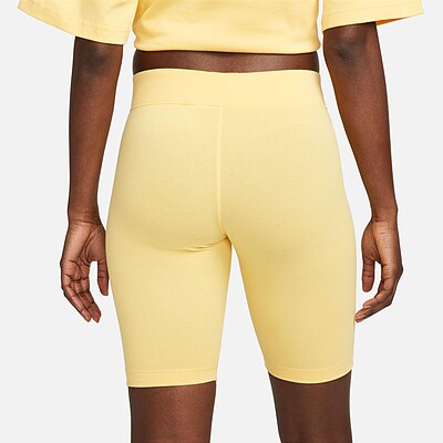 Nike Essential Mid-Rise Shorts