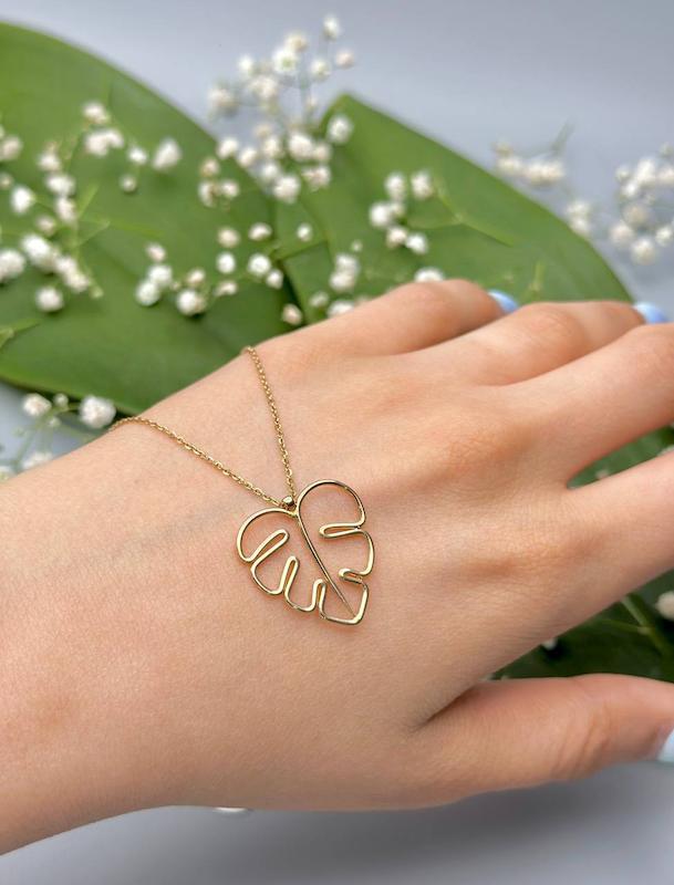 گردنبند طلا برگ