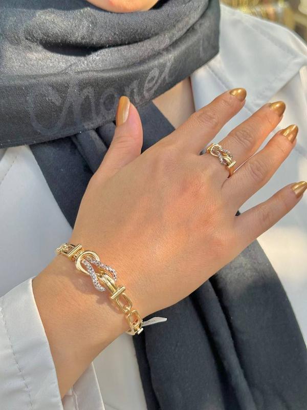 دستبند و انگشتر طلا کالو