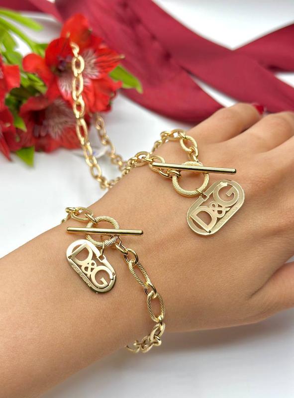 نیمست طلا  D&G