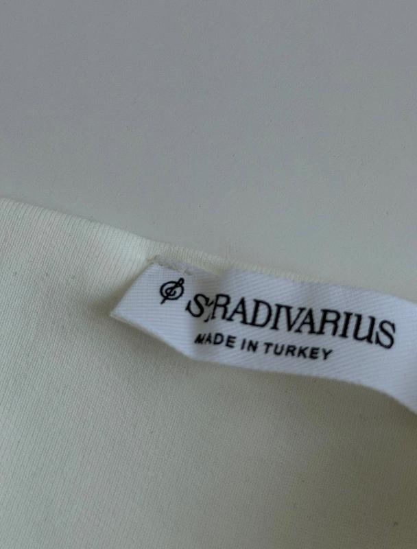 تاپ گردنی stradivarius