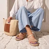 صندل زنانه هوکانی کد 5074727 کرم روشن