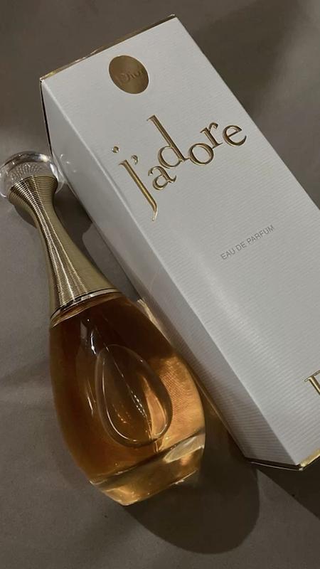 DIOR jador