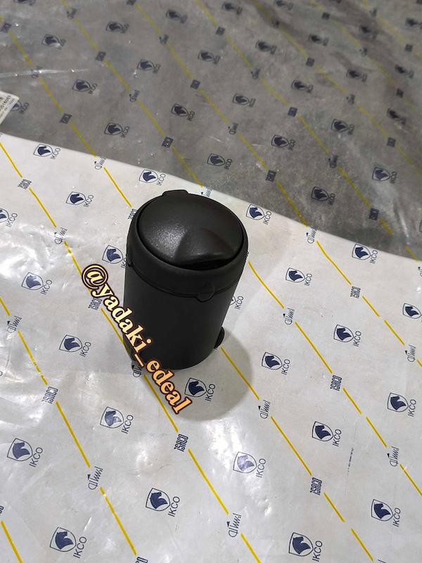 زیرسیگاری روی کنسول عقب تارا جا سیگاری لیوانی کنسول عقب تارا محفظه جاسیگاری روی کنسول عقب تارا