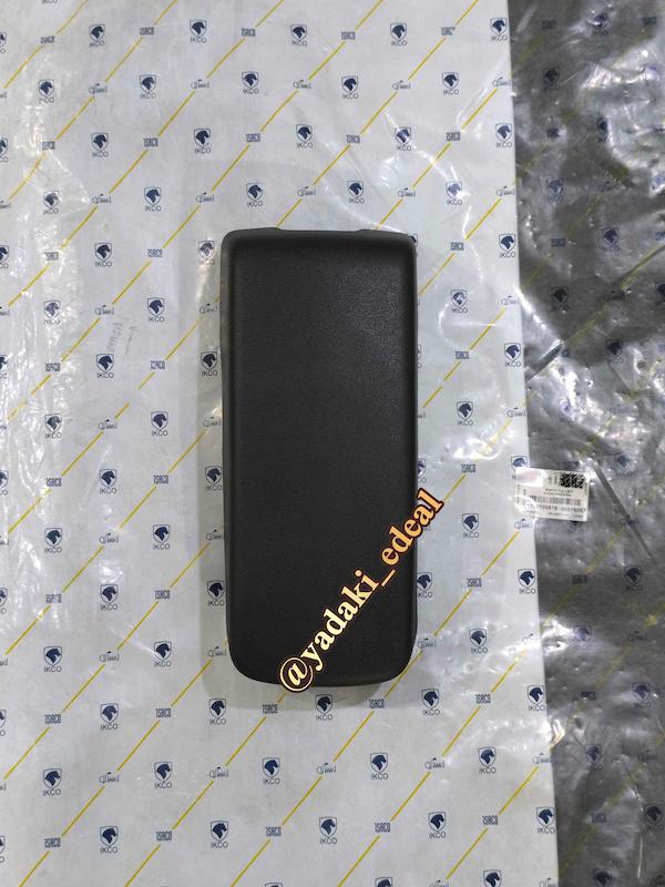 درب بالایی کنسول وسط بین صندلی دنا دناپلاس مشکی