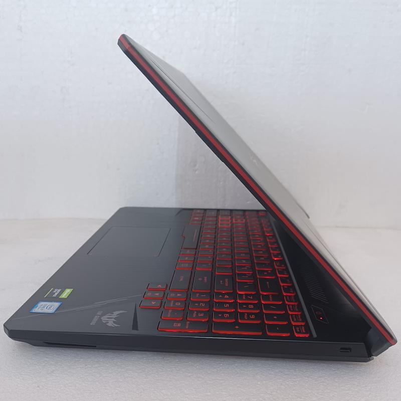 لپ تاپ استوک گیمینگ ASUS FX505 رم 16 گرافیک GTX 1050