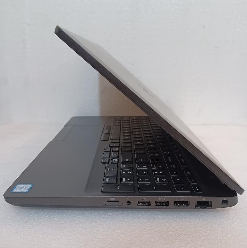 لپ تاپ استوک رندرینگ i7 نسل نه Dell 3541 رم 32 و SSD 512