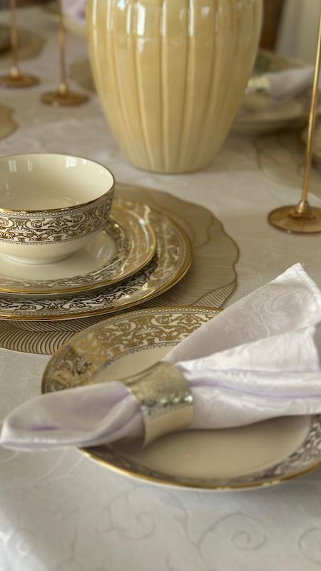 سرویس غذاخوری لوکس