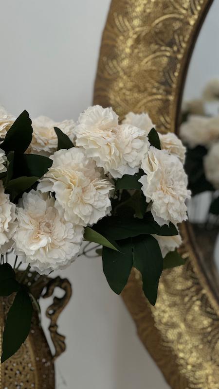 بوته گل ( طرح و رنگ مطابق تصویر )