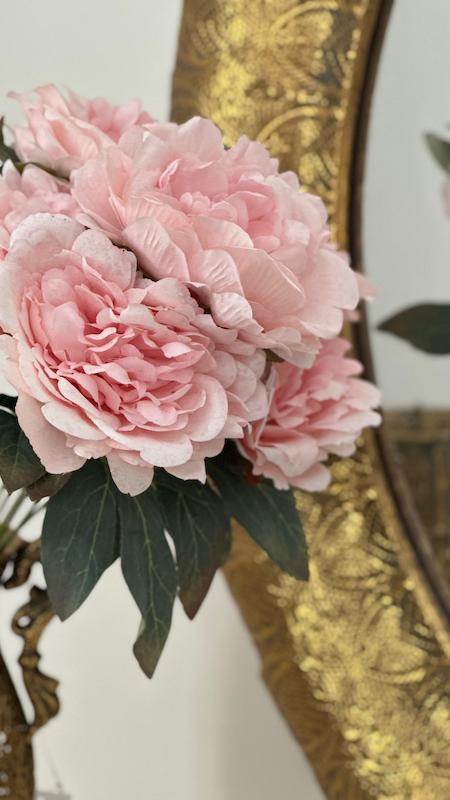 بوته گل ( طرح و رنگ مطابق تصویر )