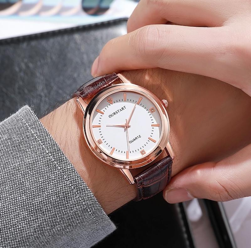 *بلک فرایدی*ساعت مردانه و پسرانه بند چرم