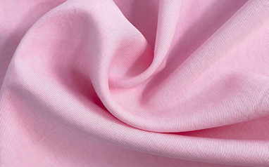 پارچه سیلک چیست؟ چرا به خنک‌ترین جنس تابستان معروف شده است؟