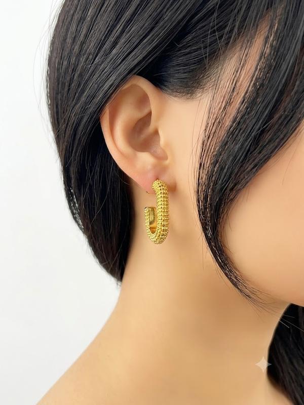 گوشواره بدل طرح حلقه‌ای 