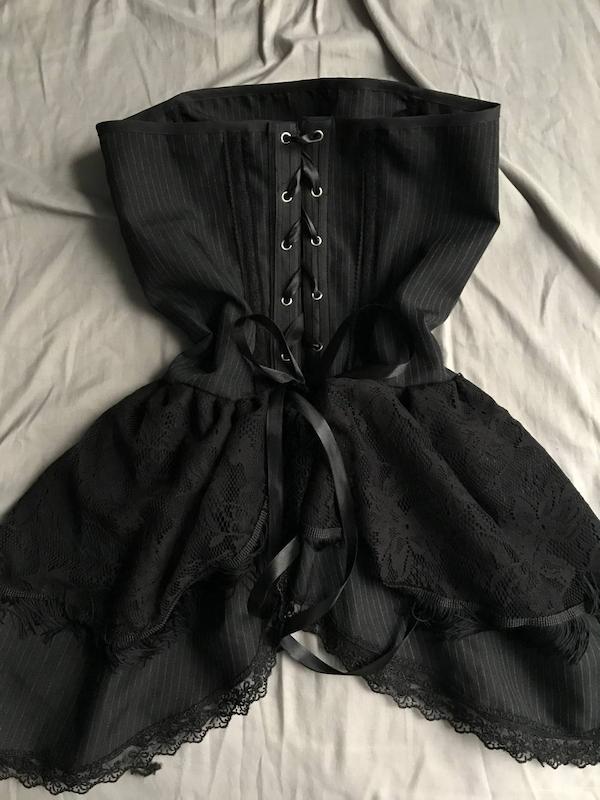 کرست Morticia 🖤