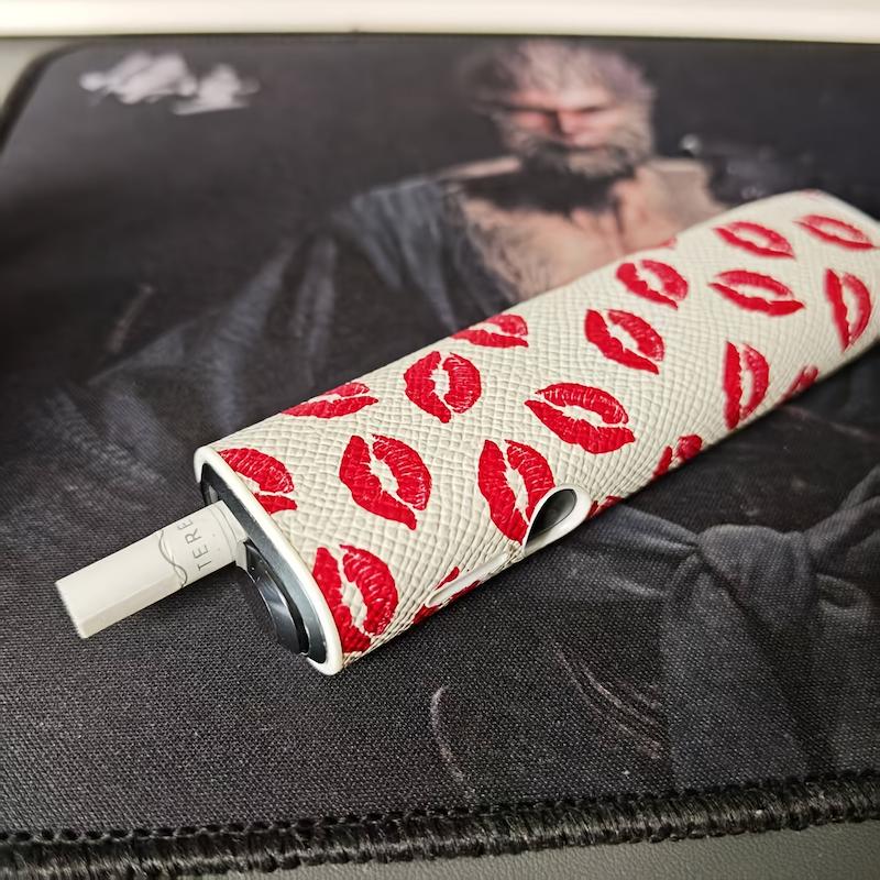 کاور  چرمی طرح دار  -ایلوما وان و وان آی