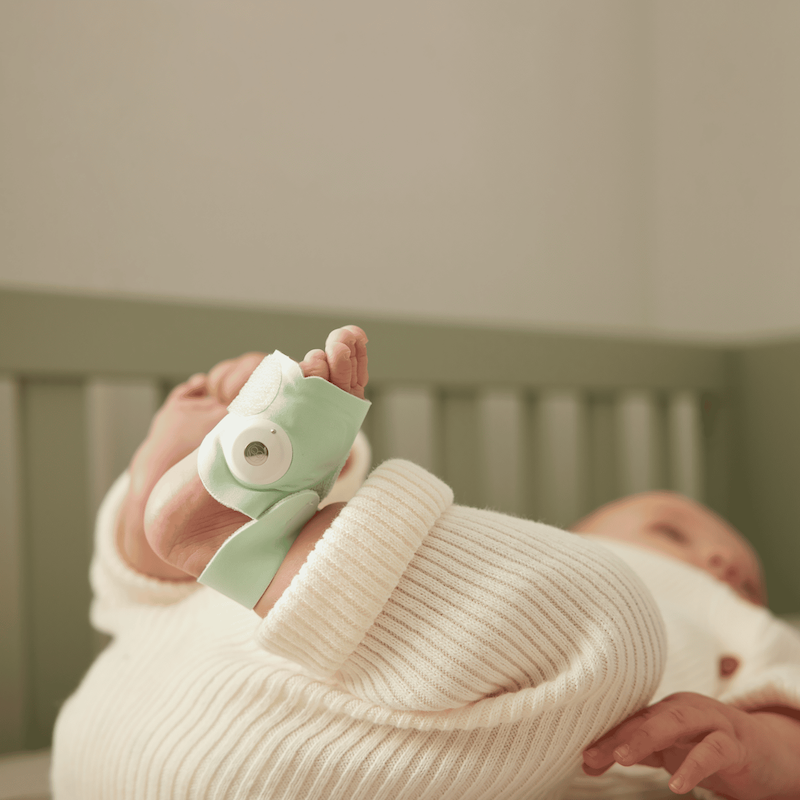 مانیتور نظارت سلامت کودک پوشیدنی Owlet