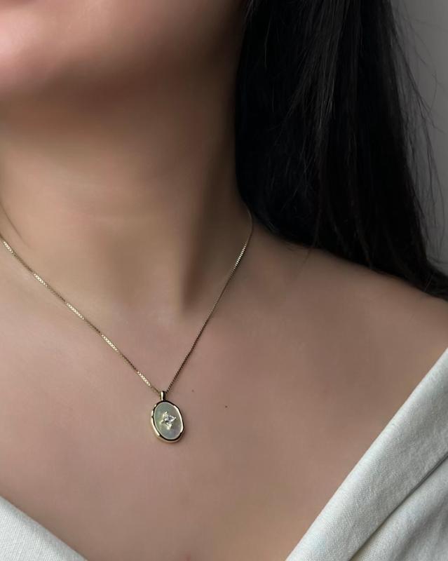 گردنبند صدفی