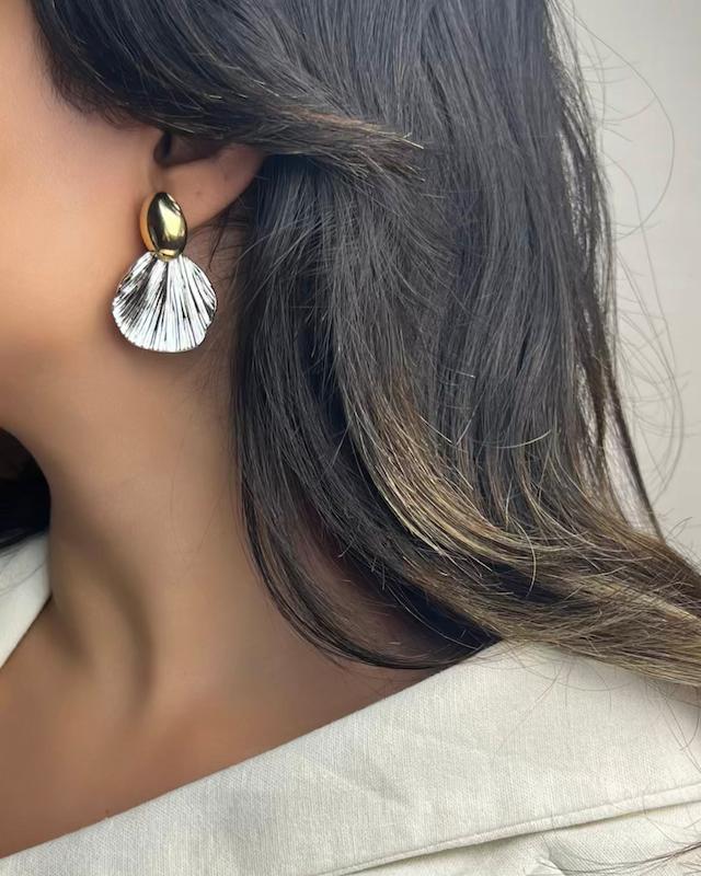 گوشواره صدفی 