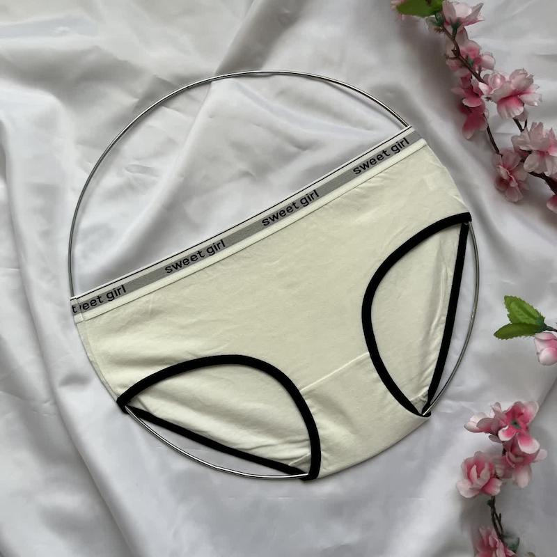 شورت زنانه نخ پنبه وارداتی رنگ سفید سایز XL کد 57986